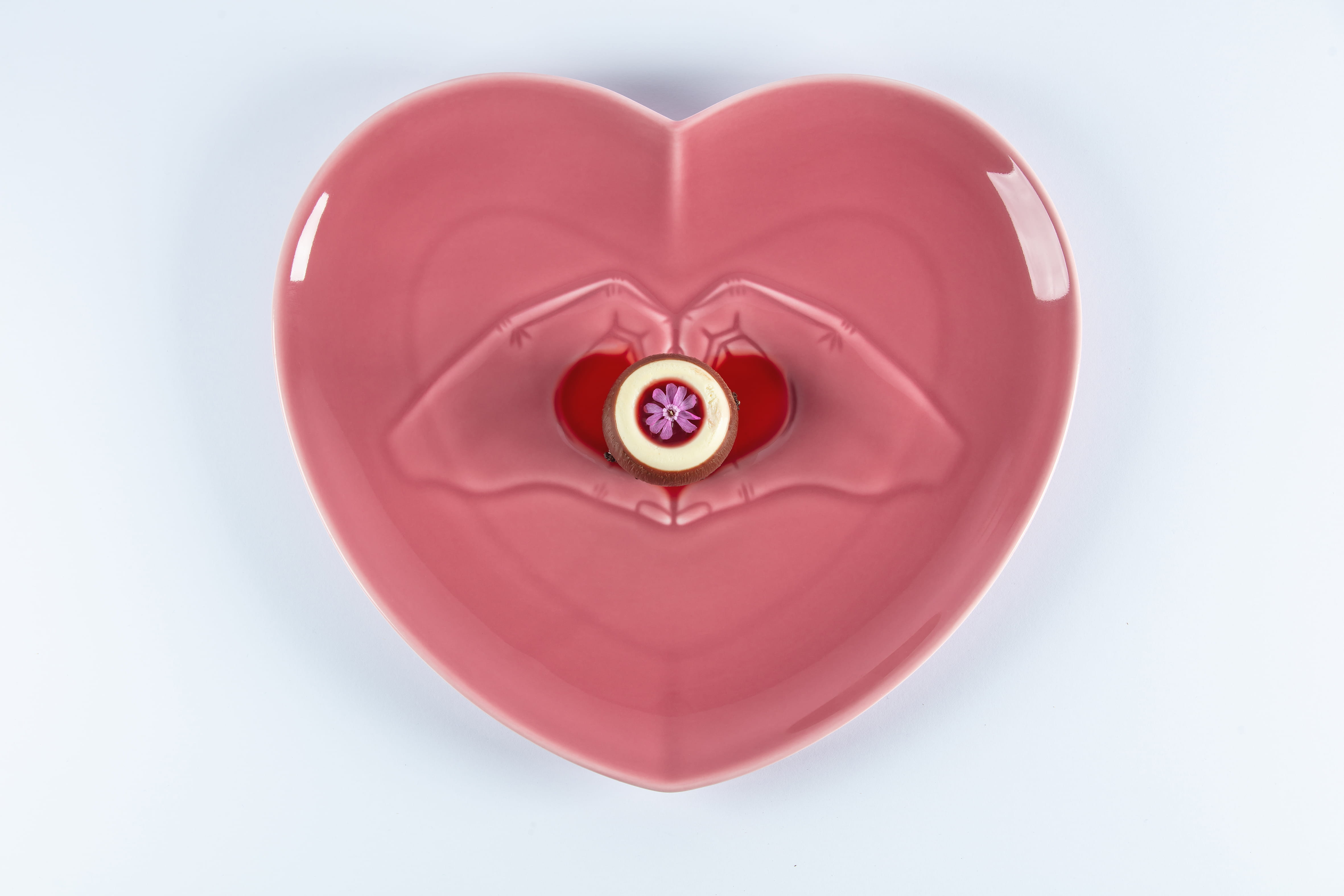 Teller flach mit Relief-Dekor 28,3x25cm CLICHÉ white