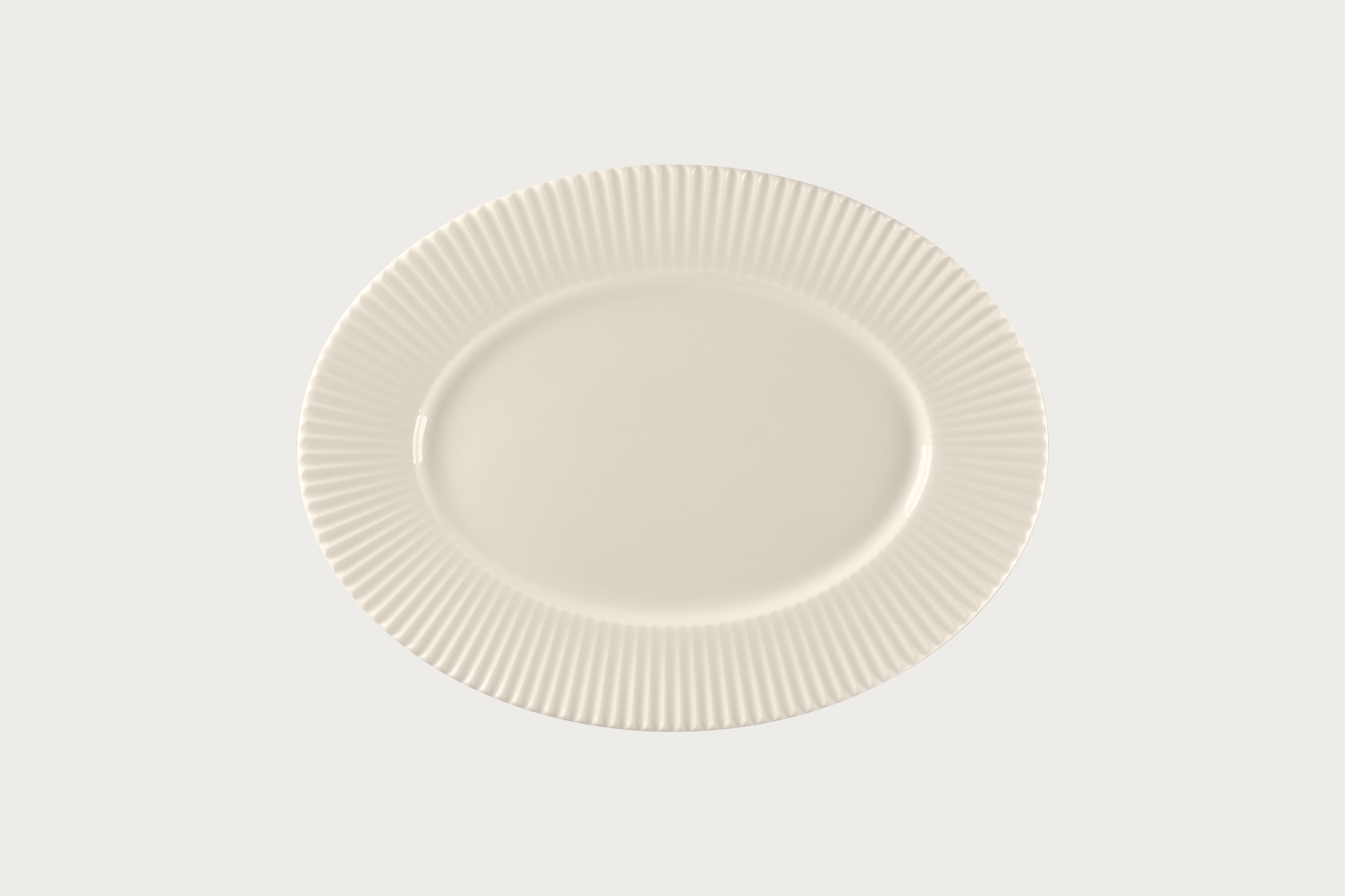 Platte ova33,6x25x2,4cm SPECTRA